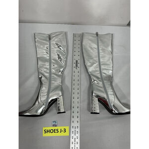 Womans Knee High Boots Silver 7.5 Pointed Toe Block Heel Full Zip NWOT